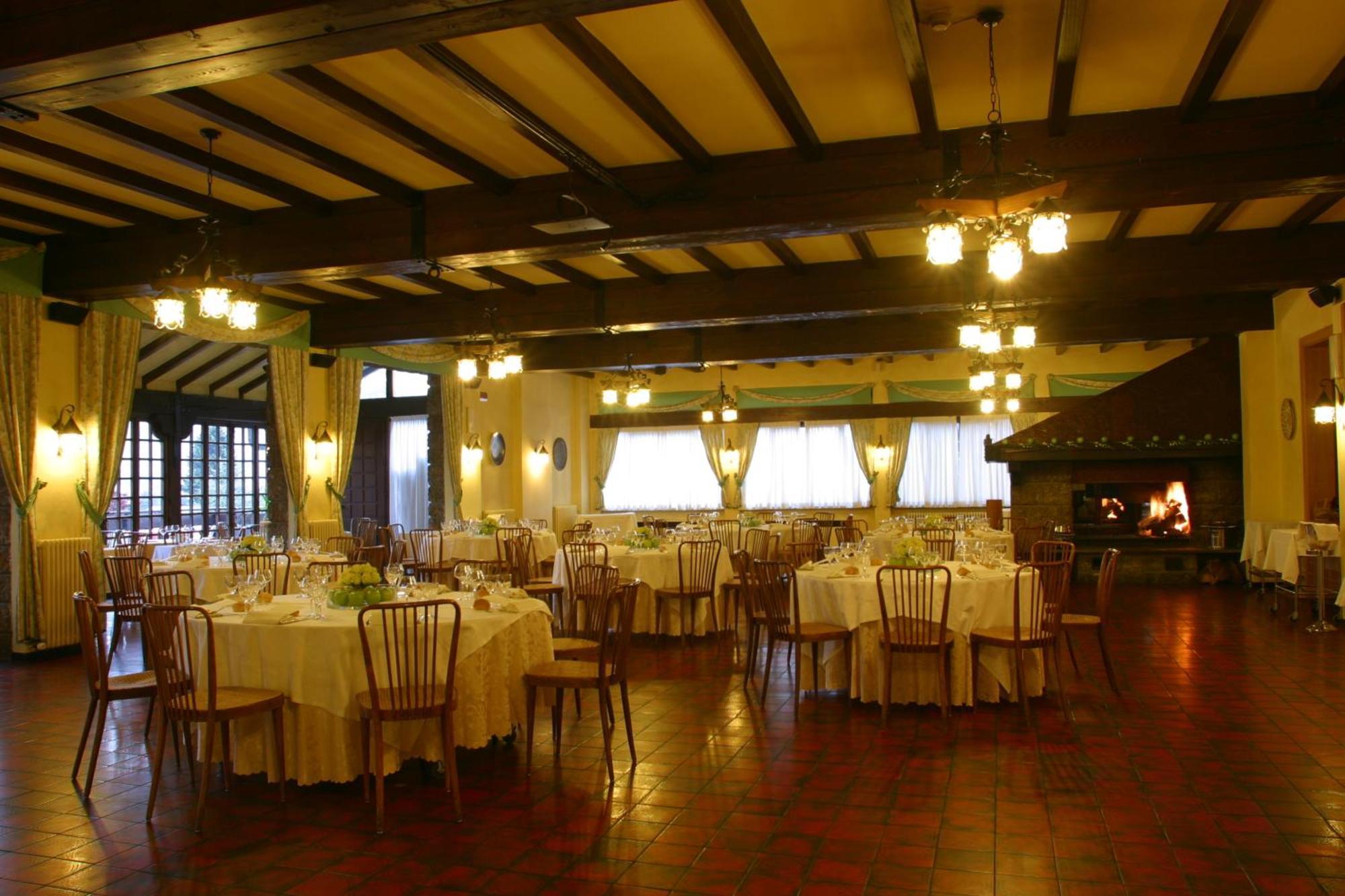 Hotel Milano Alpen Resort Meeting&Spa Castione della Presolana Ngoại thất bức ảnh